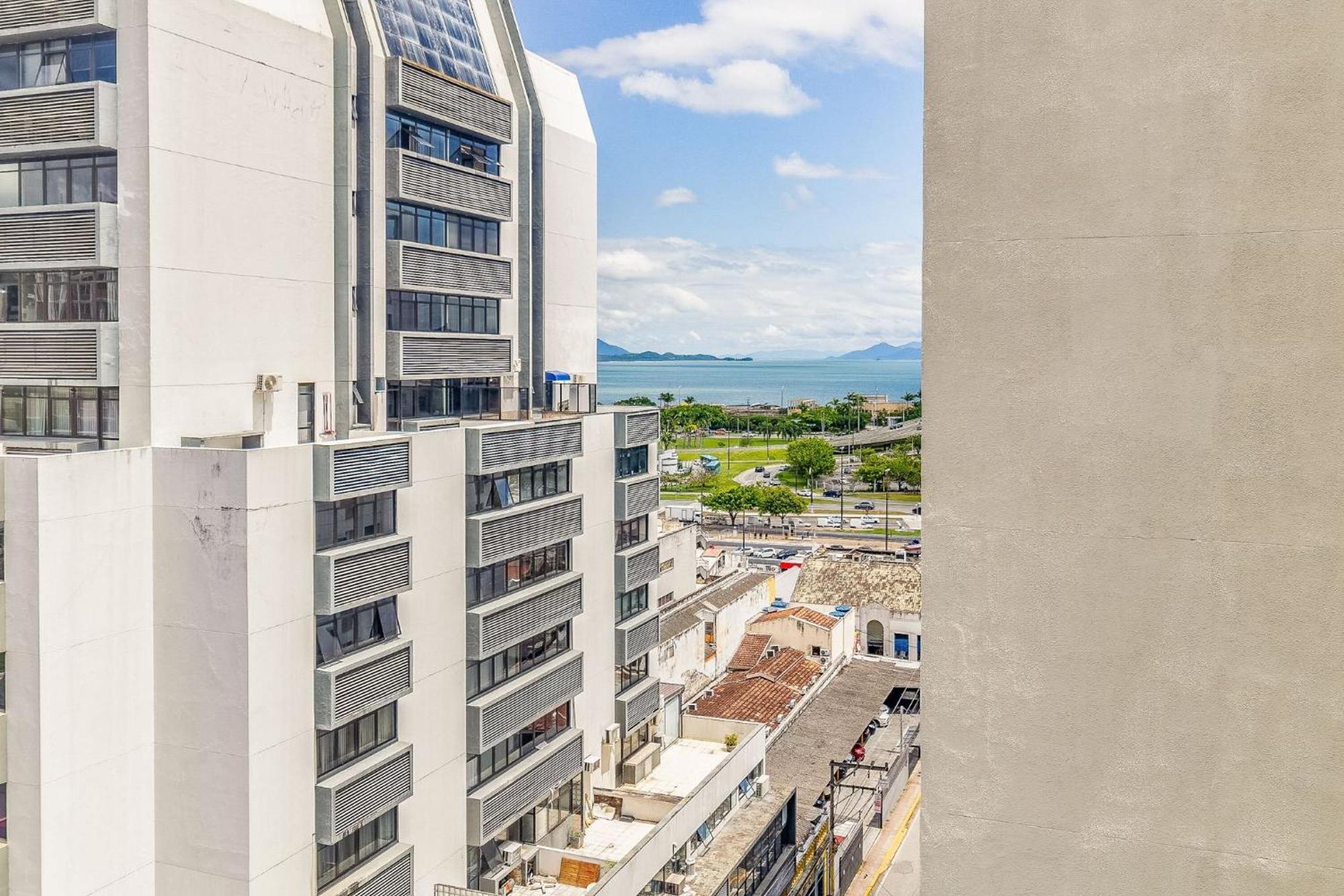 Aptos Modernos No Centro De Floripa - Vlr Florianopolis Bagian luar foto